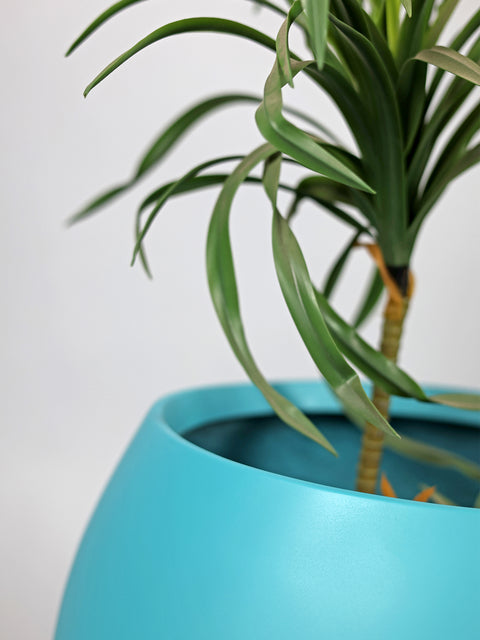 Ball Fiberglass Planter - Mint Turquoise πΏ