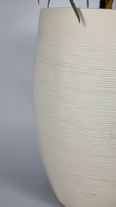 Voilet Fiberglass Planter - Beige πΏ
